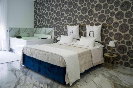 EF Luxury Living - Housity
