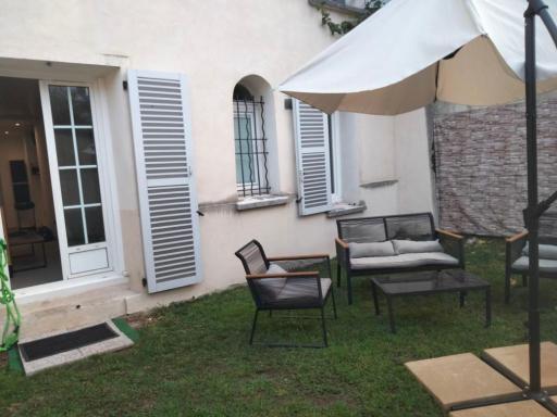 T1 grand confort - 3 minutes à pieds de la gare - jardin - Netflix - WIFI- Parking - Housity