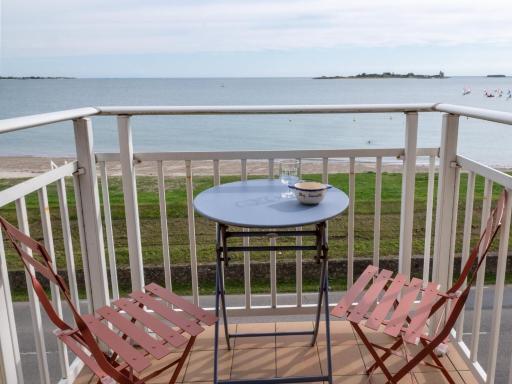Beautiful apartment with sea views - Housity