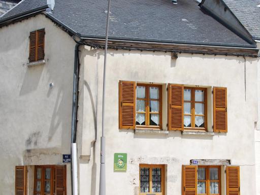 Gîte Neuville-aux-Bois, 3 pièces, 4 personnes - FR-1-590-218 - Housity