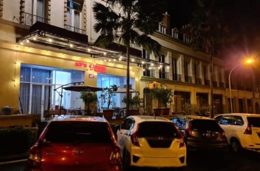 Rit's Garden Residence Ciputra - Housity