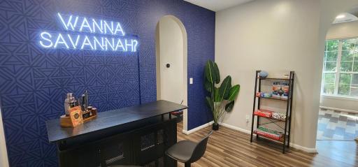 NEW! Wanna Savannah House, Modern, Great location! - Housity