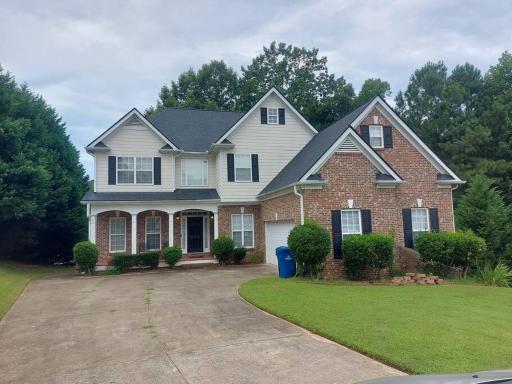 Beautiful spacious 5 Bedroom home - Housity