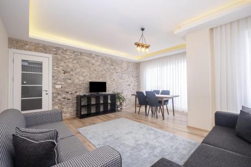 Central Flat with Balcony in Maltepe - Housity