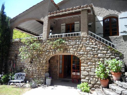 Gîte LE VALADOU, entre randonnée et farniente - Housity