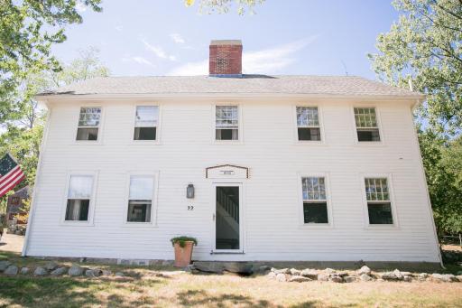 Cedar Hill Farm B & B - Housity