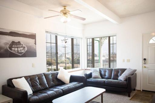 All New Large House On A Hill 15 Min Walk 2 Bart - Housity