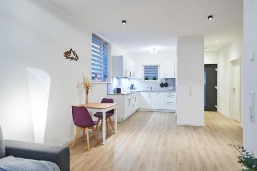 ApartWehr Business&Ferien Apartment Lila - Housity