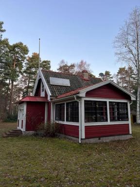 Ljunghusen Holiday Inn Cottage - Housity