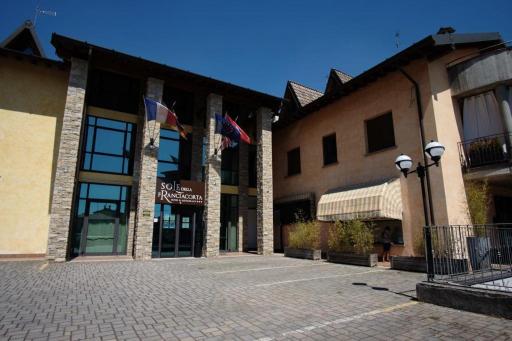 Sole della Franciacorta - Hotel & Restaurant - Housity