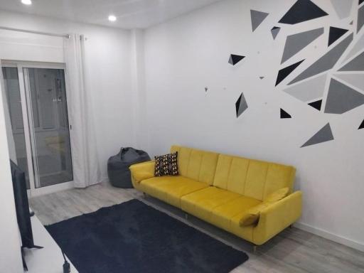 Lisbon, 3 bedroom apartment in Amora , 15 min from the beach - Housity