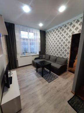 Kawalerka w centrum Chrzanowa - Housity