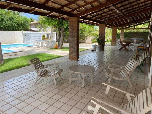 Casa com piscina na Praia do francês - Housity
