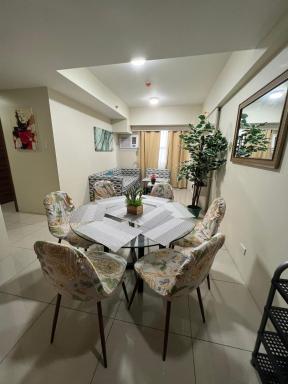 Horizons101 Bennodette Place 2BR unit - Housity