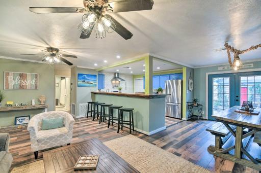 Island Time Home about 3 Blocks to the Beach! - Housity