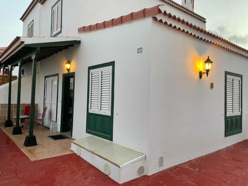 Abades Beach houses by Apartamentos Estrella del Norte - Housity