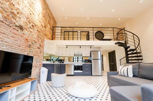 Casa Lefevre 1C - Apartamento de 2 Pisos, 2Hab con balcón en Casco - Housity