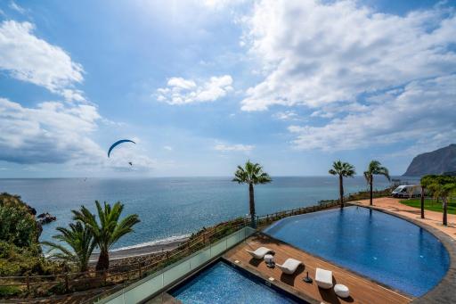 Madeira Palace I by An Island Apart - Housity