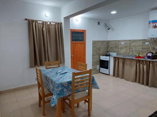 DEPARTAMENTO CON COCHERA ( COMPLEJO FRENCH ) - Housity