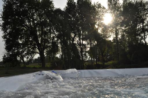 Gîte de Famille avec Jacuzzi, location longue ok - Housity