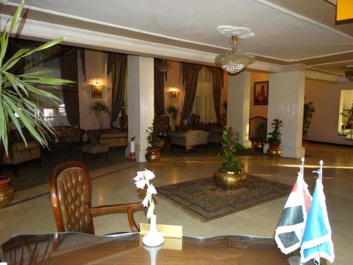 Green House Hotel - Housity