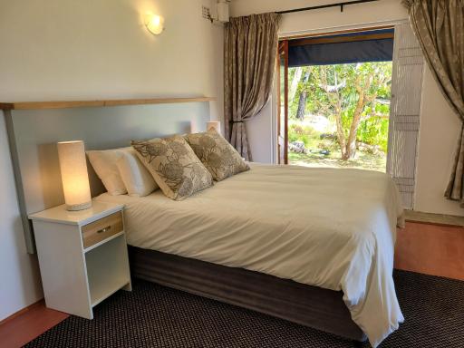 Froggy Farm Self Catering - Housity