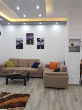 Flat 01 bed room. Sea Street. Hadaba Area. - Housity