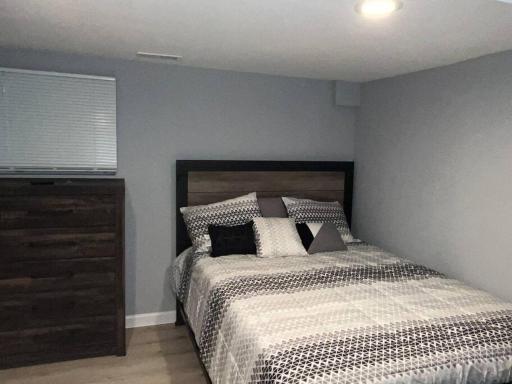 A Beautiful 1 Bedroom Basement Apartment! - Housity