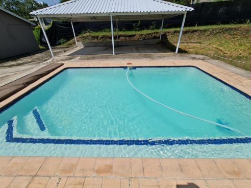 Dumabezwe Guest House - Housity