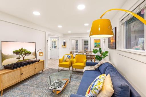 NEW: Bright, Peaceful Retreat in Iconic Seattle Neighborhood - Housity