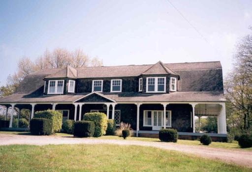 Macdonald Stewart Canadian Pavilion - Housity