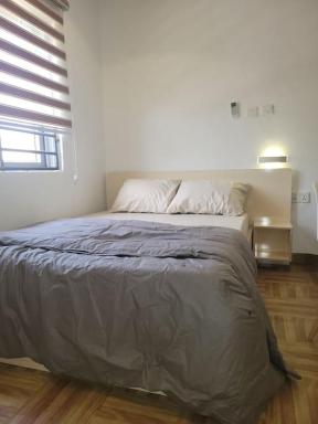 Cozy Self-contained Serviced Apartment - Housity