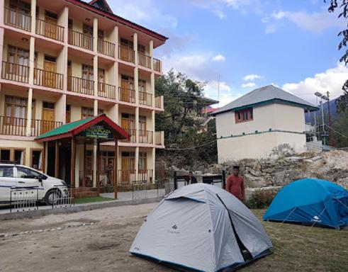 Green Plaza by StayApart - Housity