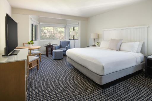 The Lodge at Tiburon - Housity