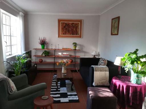 Bright and sunny private self-catering cottage - Housity
