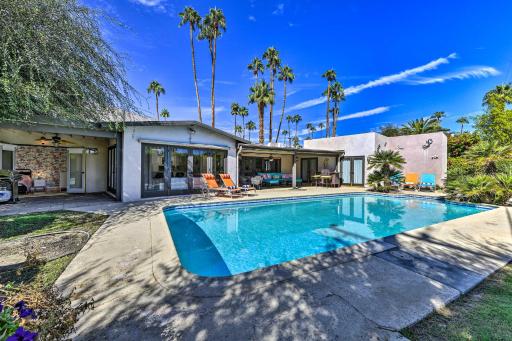 Luxe Palm Springs Home with Stunning Backyard! - Housity