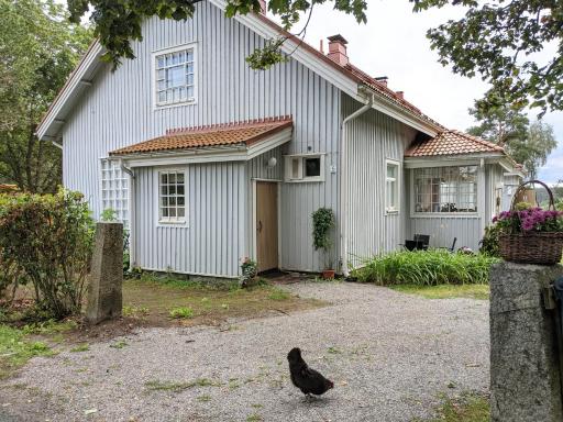 Narvan Maatilamajoitus Helenan Kanat ja Kammarit - Housity