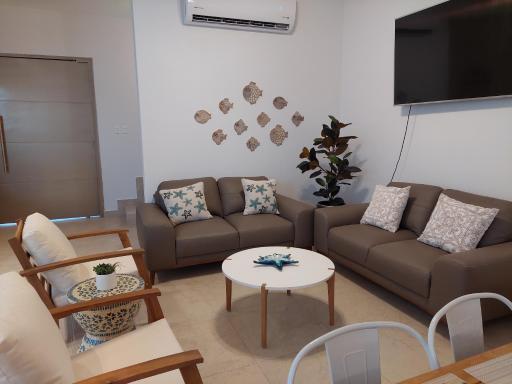 Casa espectacular a 2 min de la marina - Housity