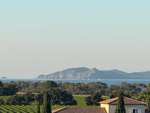 T2 cabine La Londe les Maures 4 personnes magnifique vue mer - Housity