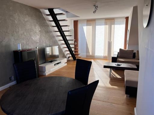 Schöne Wohnung mitten im Zentrum - Housity