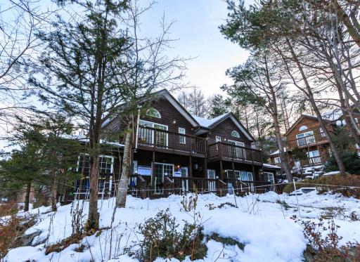 Mayfair Rigel Pension - Housity