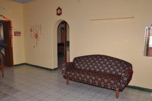 Srinivasa Service Apartment - Housity