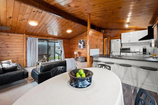 Comfortable Cosy Retreat - Housity