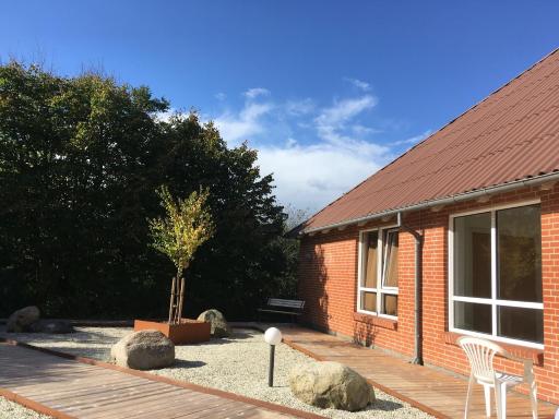 Hollys Bed & Breakfast - Housity