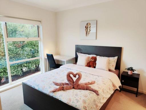 Entire lovely house with 3 bedrooms, good location - Housity