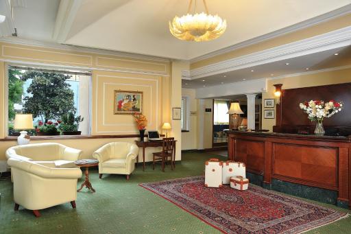 Hotel Alba - Housity