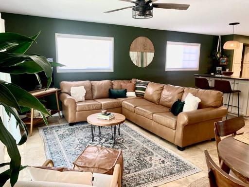 Ventura Family Home- HOT TUB! Channel Islands Nat'l Park, beach, & surf - Housity