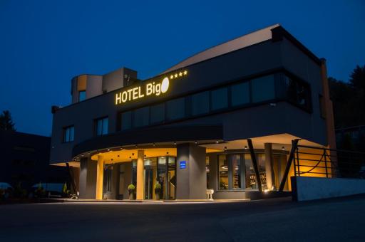 Hotel Biga - Housity