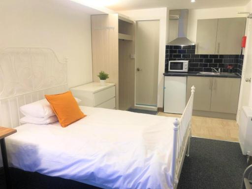 Field House Guest House - Housity