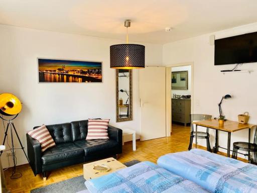 Exkl. helles Apartment WLAN & Parkplatz - Hizvo